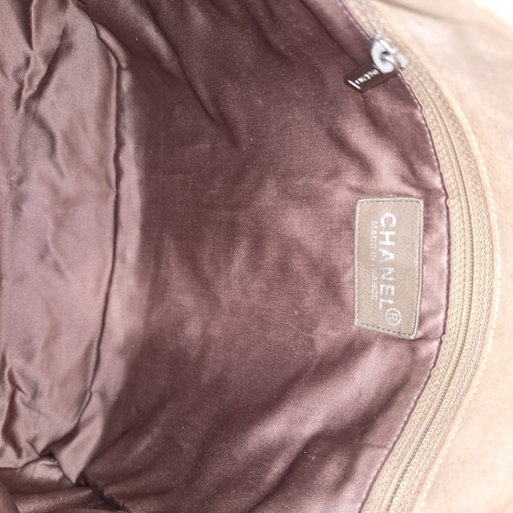 Chanel Suede patchwork tote in fabulous condition. - Picture 4 of 7